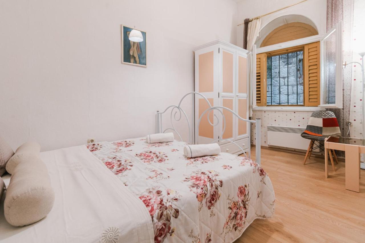 Arya Apartment Šibenik Eksteriør billede