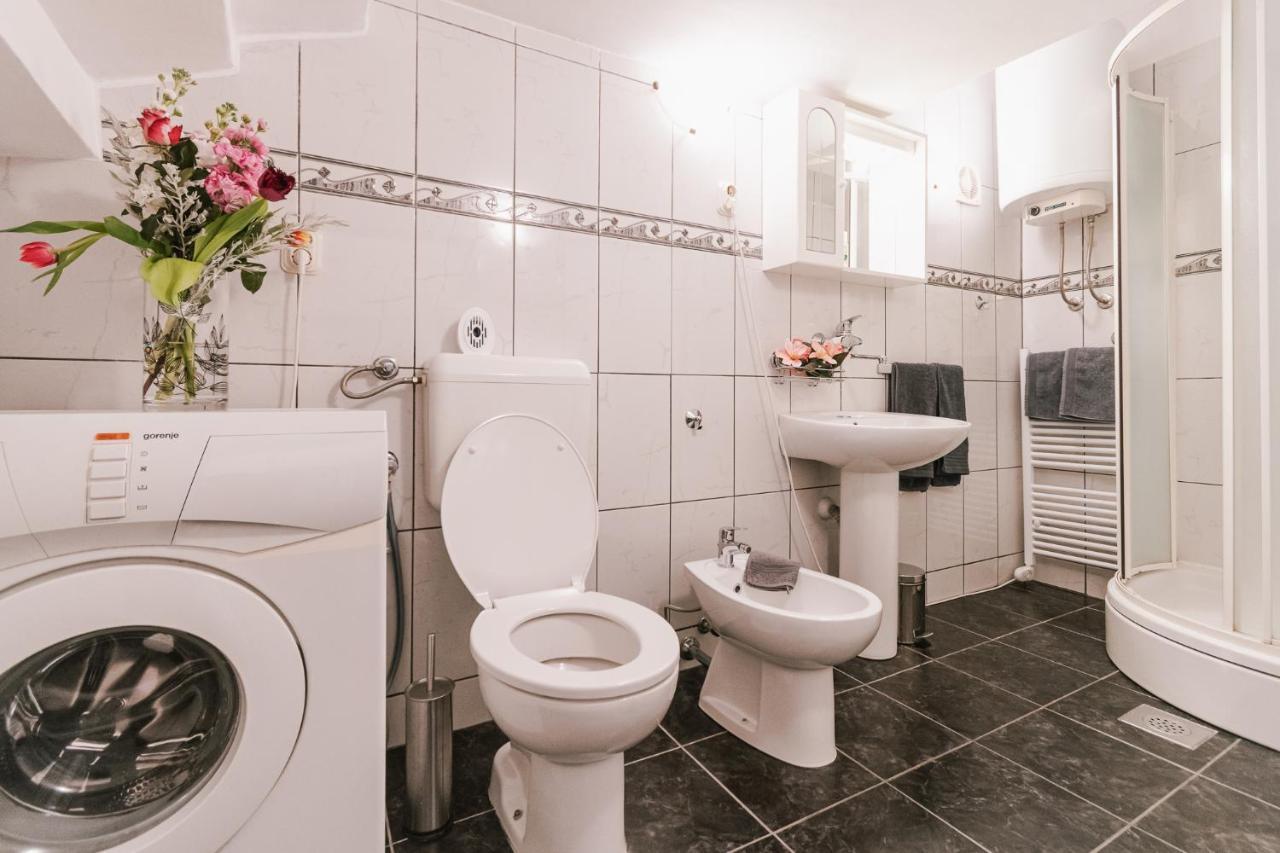 Arya Apartment Šibenik Eksteriør billede