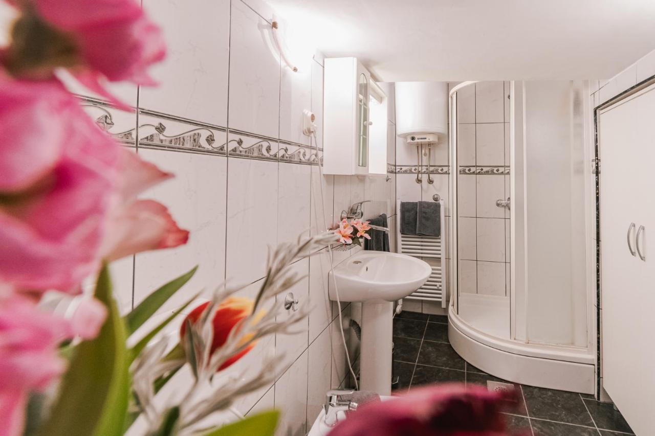 Arya Apartment Šibenik Eksteriør billede