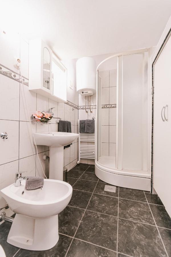Arya Apartment Šibenik Eksteriør billede
