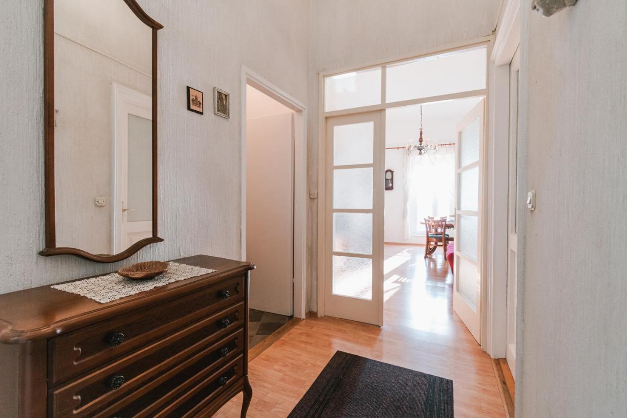 Arya Apartment Šibenik Eksteriør billede