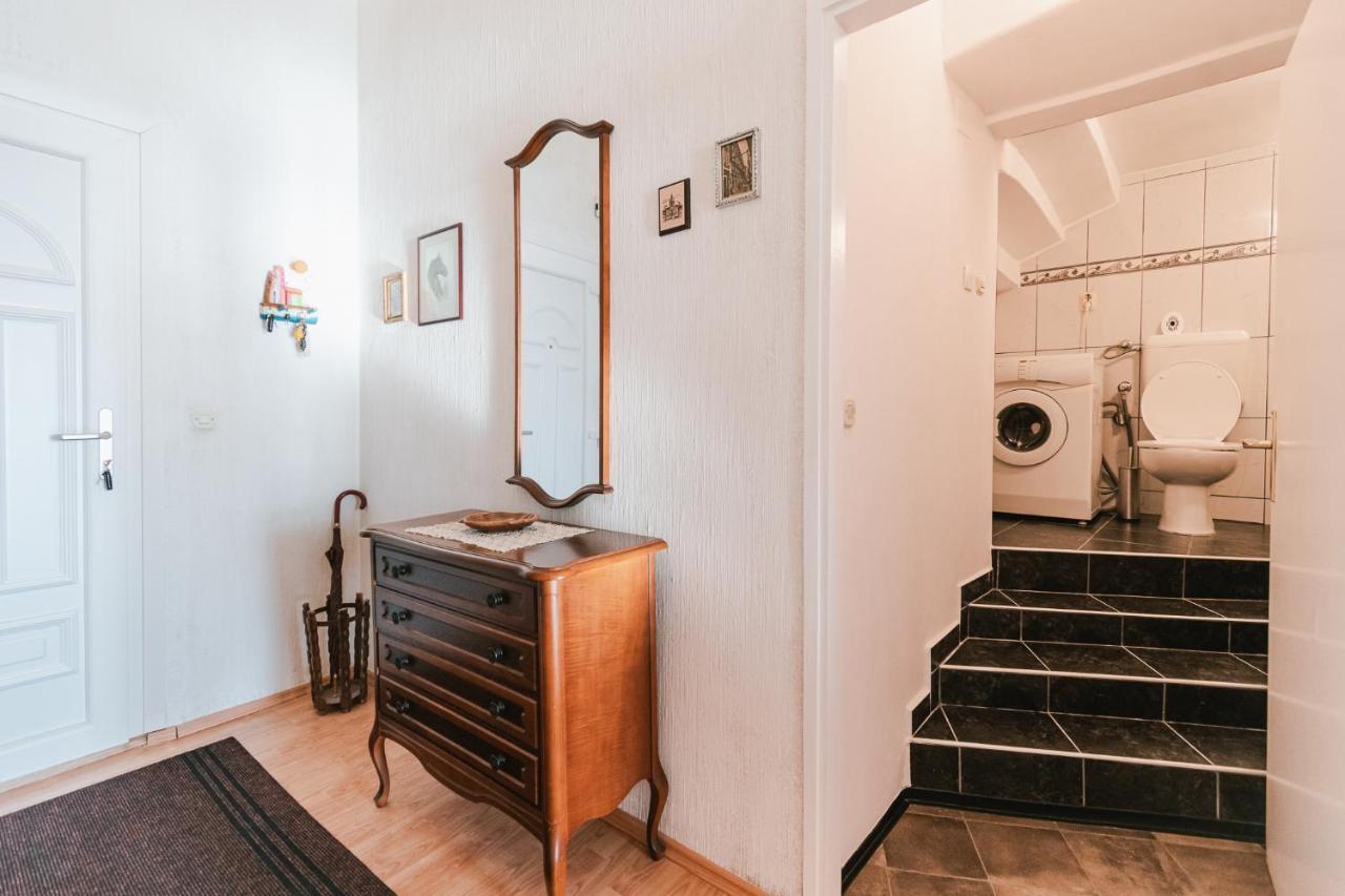Arya Apartment Šibenik Eksteriør billede